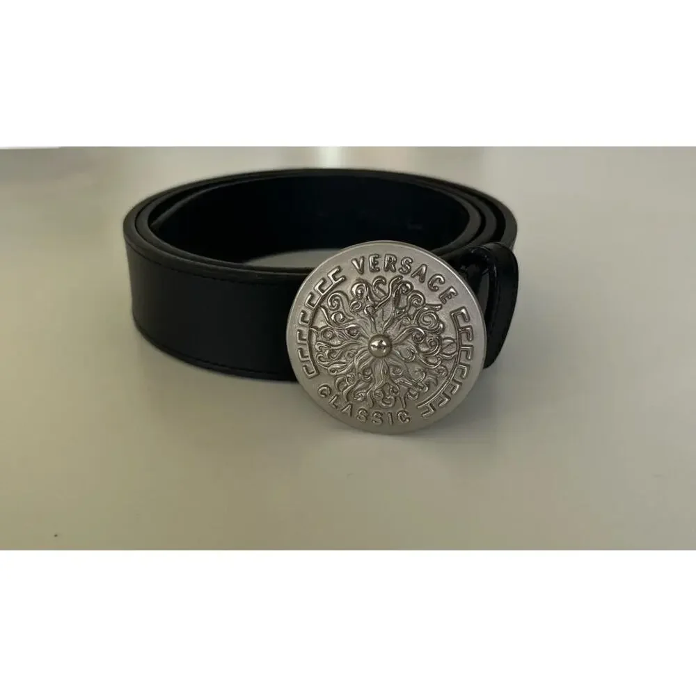 Vintage 1990’s Versace Classic V2 Silver Belt Buckle Italian Black Leather Strap